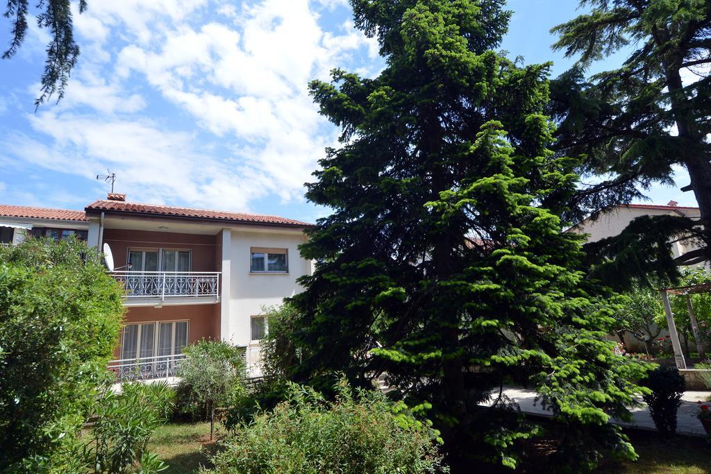 Apartment Rojnic Pula Exterior photo